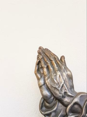 Faculty of Theology and Religion contributes to deeper understanding of the human dimensions of medicine 